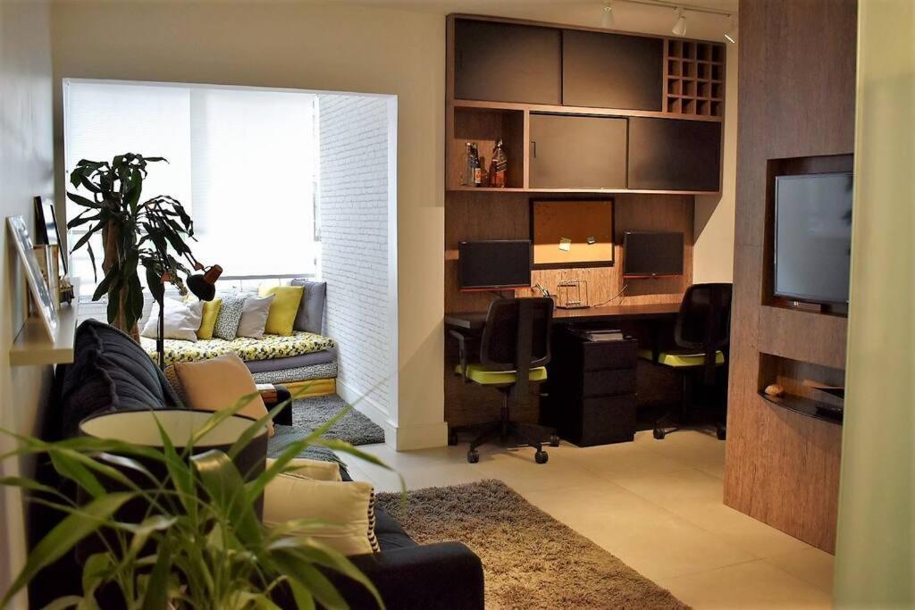 Office Com Camareira + Academia + Piscina Apartment
